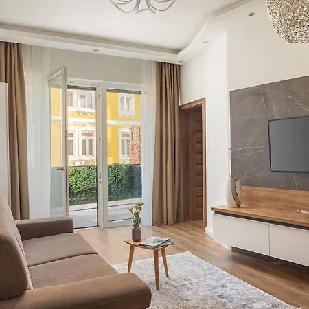 Carbona 公寓 Hévíz